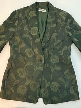 Vintage Giorgio Armani Le
Collezioni Green Floral Silk
Blend Blazer Size 6